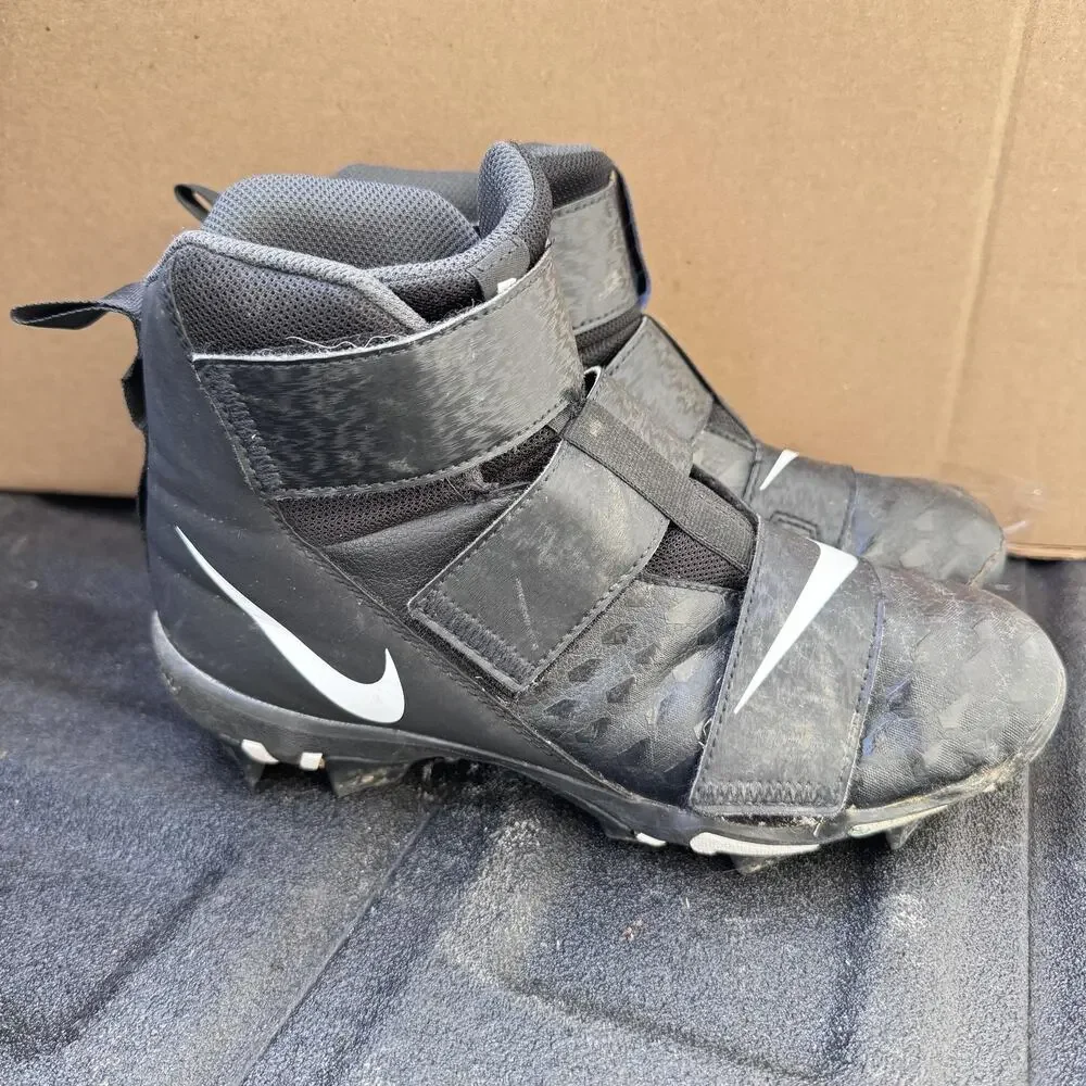 NIKE Force Savage Shark 2 Football Cleats Youth 5.5Y Black White AQ7723-001‎